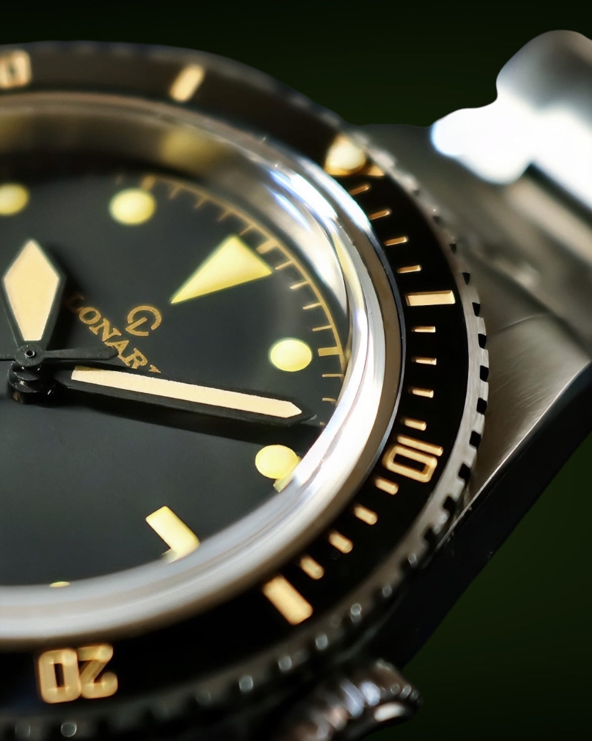 Lonard Sonar Automatic watch with black dial, luminous markers, and stainless steel bracelet.